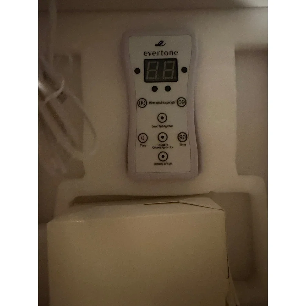 Evertone OmniGlow Face and‎ Neck LED + Microcurrent Mask 7 Color FDA Cleared